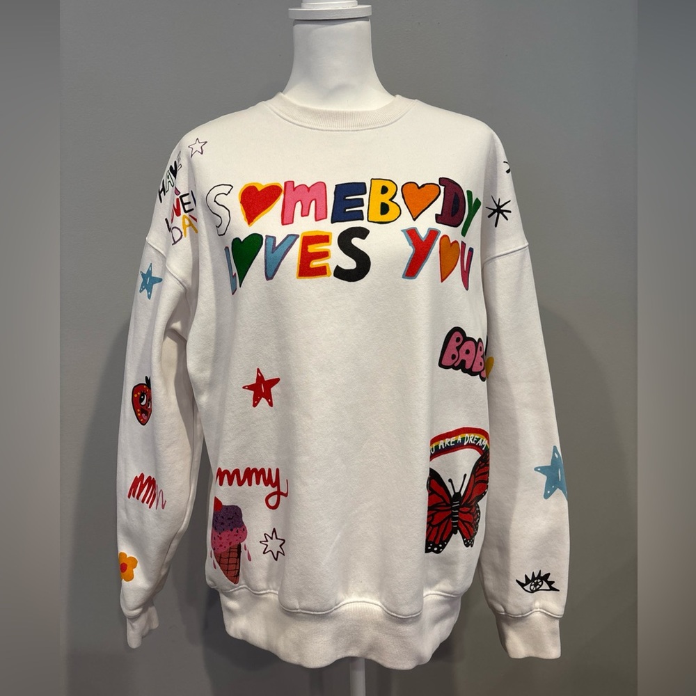 Mayfair x @iscreamcolour Somebody
Loves You Crewneck